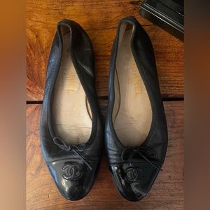 CHANEL Ballet Flats Lamb Skin & Patent Toe 37.5 They have been re soled